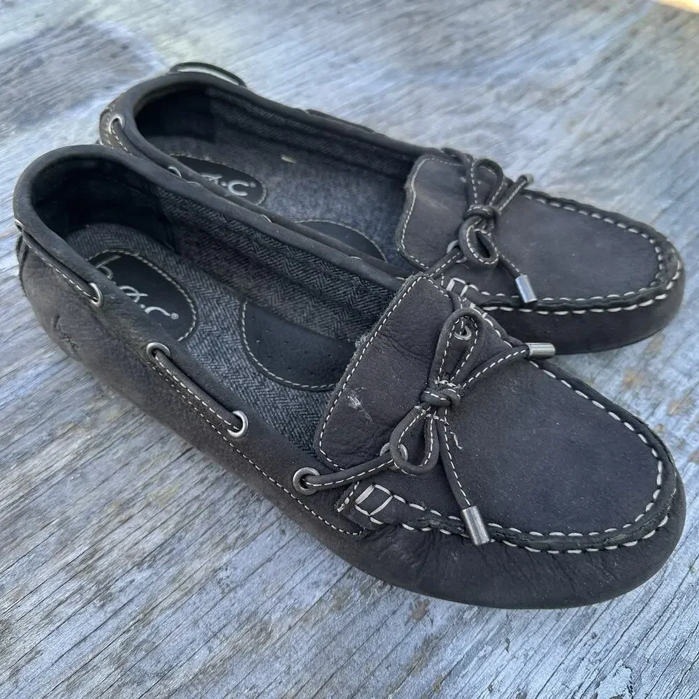 B.O.C. Born Carolann Women's 7.5 Black Leather Handcrafted Slip On Loafers 825
